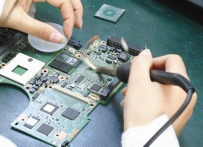 成本極低的黃金手藝 揭秘南昌電腦維修業的暴利真相